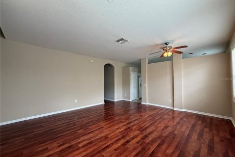 House in Fish Hawk, Florida 4 bedrooms, 177.26 sq.m. № 2272817 - photo 7