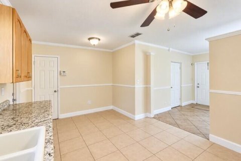 Villa ou maison à louer à Oakland Park, Floride: 3 chambres, 85.1 m2 № 2387798 - photo 8