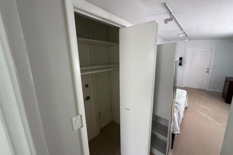 Touwnhouse à louer à Lantana, Floride: 3 pièces, 33.44 m2 № 2086080 - photo 4