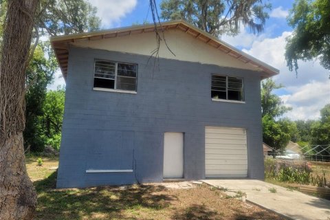 House in Seffner, Florida 1 bedroom, 201.6 sq.m. № 1846689 - photo 2