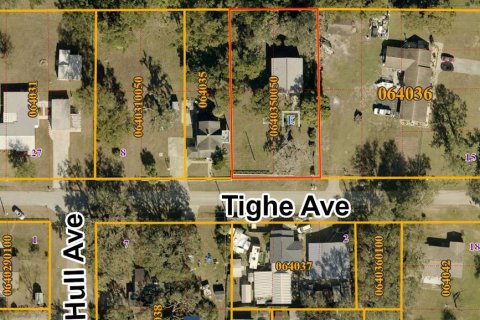 House in Seffner, Florida 1 bedroom, 201.6 sq.m. № 1846689 - photo 15