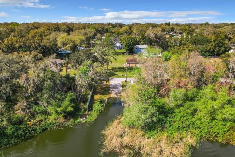 House in Seffner, Florida 1 bedroom, 201.6 sq.m. № 1846689 - photo 12