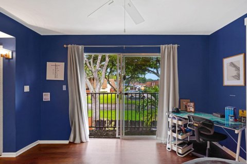 Townhouse in Davie, Florida 2 bedrooms, 139.35 sq.m. № 2268273 - photo 25