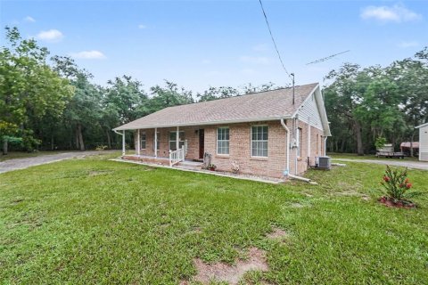 Villa ou maison à vendre à Webster, Floride: 3 chambres, 162.02 m2 № 2306273 - photo 2