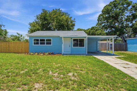 Casa en venta en Saint Petersburg, Florida, 2 dormitorios, 62.43 m2 № 2236145 - foto 4
