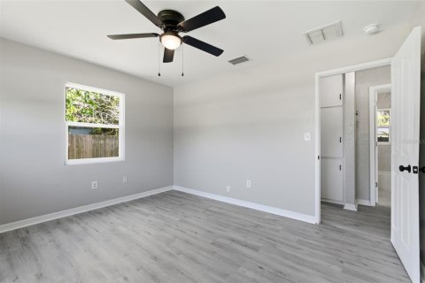 Casa en venta en Saint Petersburg, Florida, 2 dormitorios, 62.43 m2 № 2236145 - foto 15