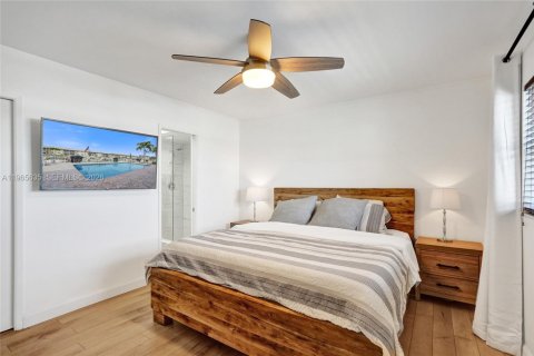 Condo in Pompano Beach, Florida, 2 bedrooms  № 2027265 - photo 4