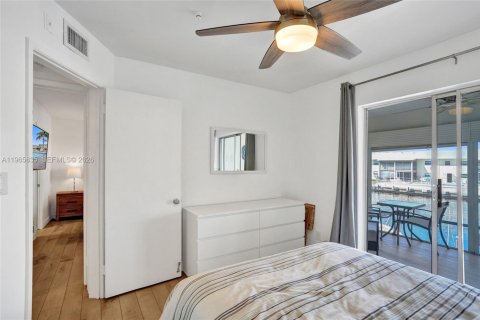 Condo in Pompano Beach, Florida, 2 bedrooms  № 2027265 - photo 14