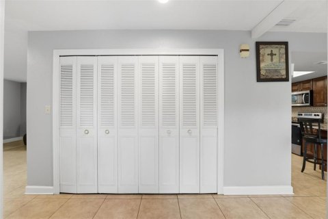 Купить виллу или дом в Орландо, Флорида 11 комнат, 165.92м2, № 1913746 - фото 7