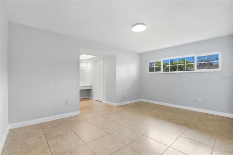 Купить виллу или дом в Орландо, Флорида 11 комнат, 165.92м2, № 1913746 - фото 22