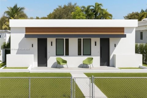 Commercial property in Miami, Florida 82.5 sq.m. № 1926360 - photo 10