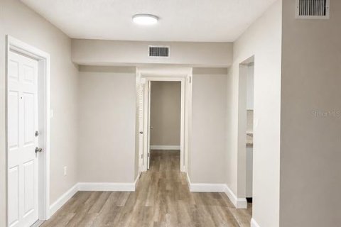 Купить кондоминиум в Брэндон, Флорида 4 комнаты, 70.61м2, № 2148567 - фото 4