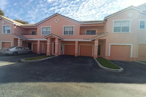 Condo in North Lauderdale, Florida, 2 bedrooms  № 1787076 - photo 4