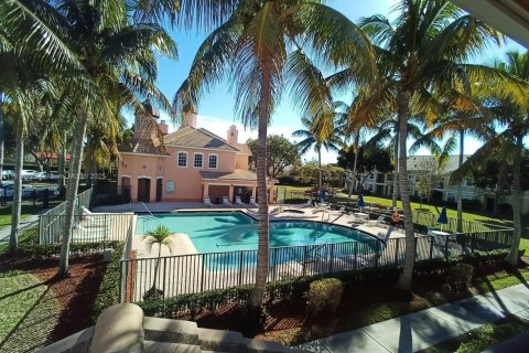 Condo in North Lauderdale, Florida, 2 bedrooms  № 1787076 - photo 2