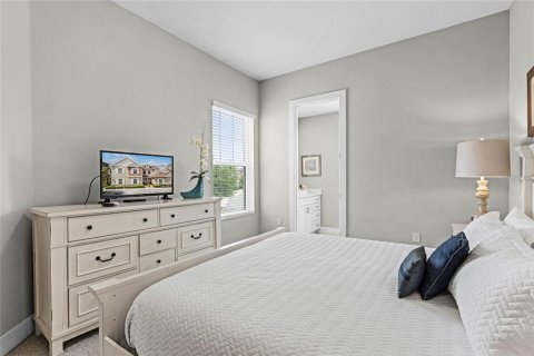 Townhouse in Kissimmee, Florida 4 bedrooms, 167.6 sq.m. № 1613121 - photo 14