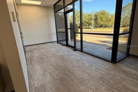 Immobilier commercial à louer à Alachua, Floride: 92.9 m2 № 2130800 - photo 3