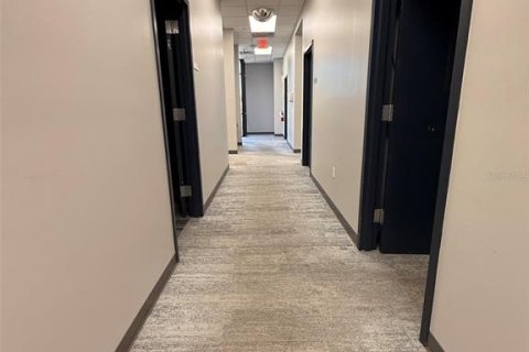 Immobilier commercial à louer à Alachua, Floride: 92.9 m2 № 2130800 - photo 5