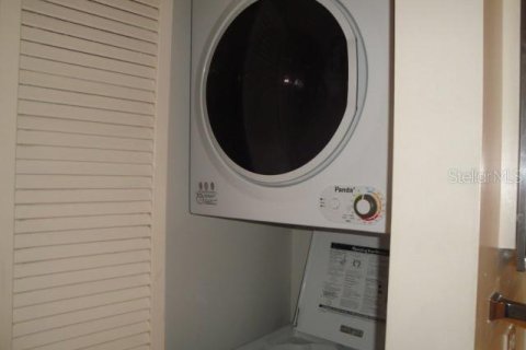Condominio en alquiler en Treasure Island, Florida, 1 dormitorio, 82.22 m2 № 1371970 - foto 18