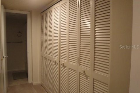 Condominio en alquiler en Treasure Island, Florida, 1 dormitorio, 82.22 m2 № 1371970 - foto 15