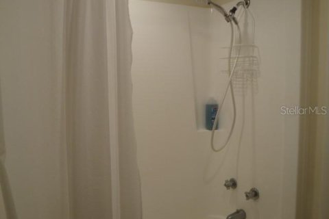 Condominio en alquiler en Treasure Island, Florida, 1 dormitorio, 82.22 m2 № 1371970 - foto 20