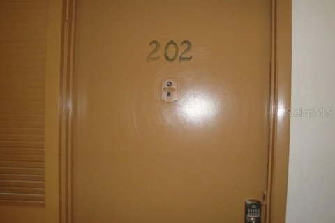 Condominio en alquiler en Treasure Island, Florida, 1 dormitorio, 82.22 m2 № 1371970 - foto 30