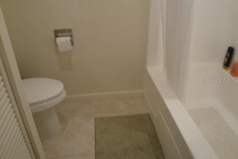 Condominio en alquiler en Treasure Island, Florida, 1 dormitorio, 82.22 m2 № 1371970 - foto 26