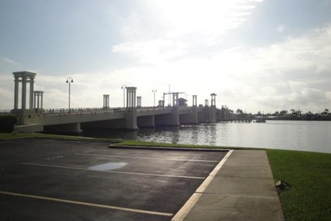 Condominio en alquiler en Treasure Island, Florida, 1 dormitorio, 82.22 m2 № 1371970 - foto 29