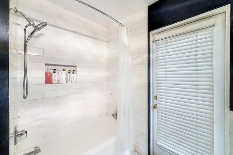 Villa ou maison à vendre à Coral Springs, Floride: 4 chambres, 247.77 m2 № 2146384 - photo 24