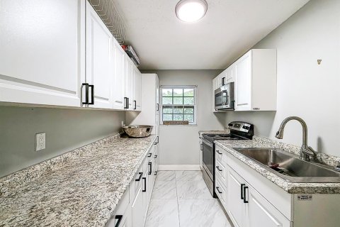 Villa ou maison à vendre à Coral Springs, Floride: 4 chambres, 247.77 m2 № 2146384 - photo 19