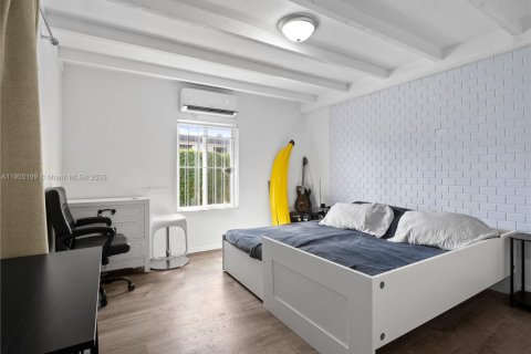 Купить виллу или дом в Майами, Флорида 3 спальни, 118.08м2, № 1951508 - фото 27