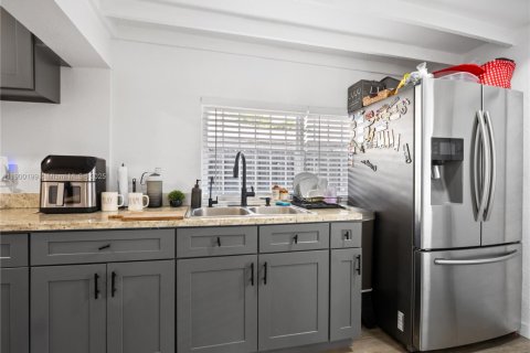 Купить виллу или дом в Майами, Флорида 3 спальни, 118.08м2, № 1951508 - фото 14