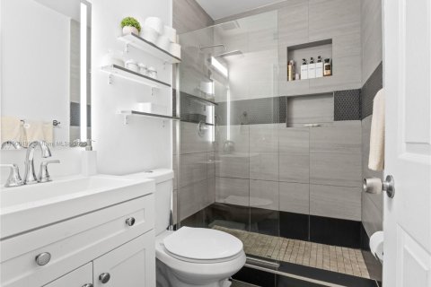Купить виллу или дом в Майами, Флорида 3 спальни, 118.08м2, № 1951508 - фото 20
