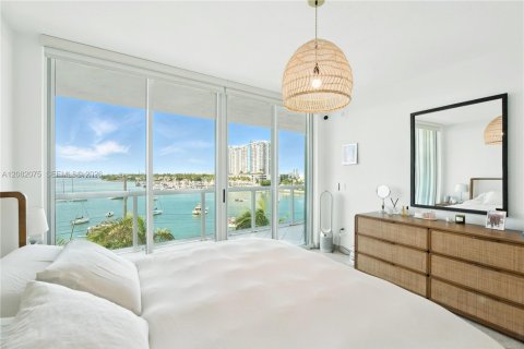 Condominio en venta en Miami Beach, Florida, 2 dormitorios, 137.22 m2 № 2361941 - foto 12