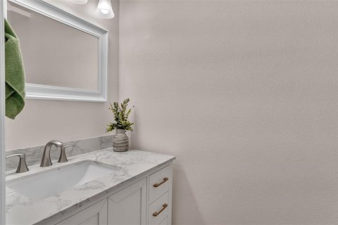 Townhouse in Clearwater, Florida 2 bedrooms, 118.36 sq.m. № 2104491 - photo 28