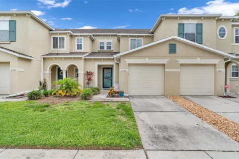 Townhouse in Clearwater, Florida 2 bedrooms, 118.36 sq.m. № 2104491 - photo 2