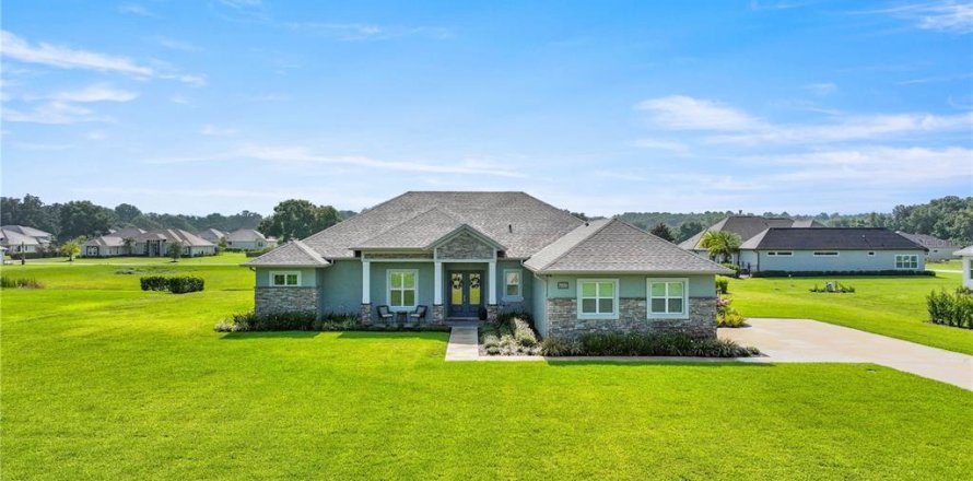 Villa ou maison à Ocala, Floride 3 chambres, 254.27 m2 № 2123679