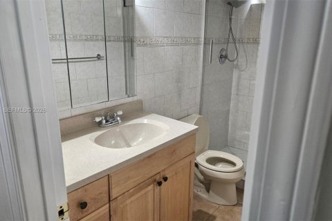 Снять в аренду кондоминиум в Майами, Флорида 2 спальни, 91.32м2, № 2050862 - фото 7