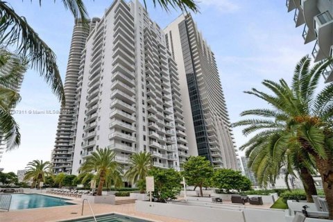 Condominio en venta en Miami, Florida, 2 dormitorios, 127.09 m2 № 1861473 - foto 17