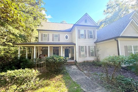 House in Gainesville, Florida 4 bedrooms, 301.19 sq.m. № 2419359 - photo 3