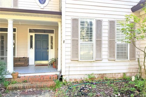 House in Gainesville, Florida 4 bedrooms, 301.19 sq.m. № 2419359 - photo 5