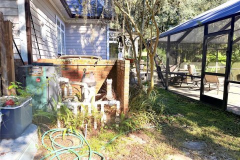 House in Gainesville, Florida 4 bedrooms, 301.19 sq.m. № 2419359 - photo 22