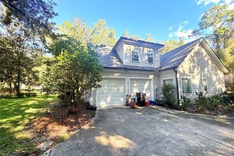 House in Gainesville, Florida 4 bedrooms, 301.19 sq.m. № 2419359 - photo 23