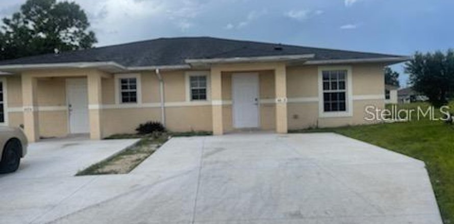 Apartamento en Lehigh Acres, Florida 3 dormitorios, 103.4 m2 № 1673853