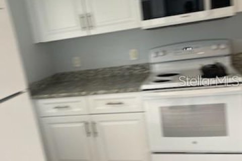 Apartamento en alquiler en Lehigh Acres, Florida, 3 dormitorios, 103.4 m2 № 1673853 - foto 3