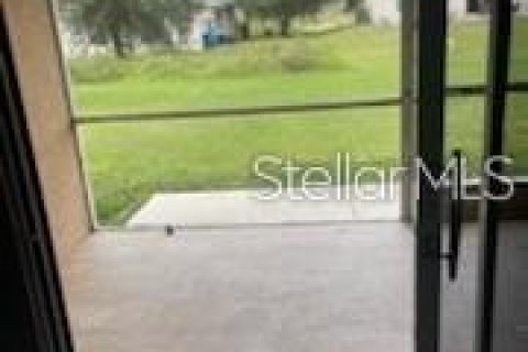 Apartamento en alquiler en Lehigh Acres, Florida, 3 dormitorios, 103.4 m2 № 1673853 - foto 10