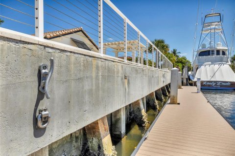 Casa en venta en Fort Lauderdale, Florida, 4 dormitorios, 314.75 m2 № 2182998 - foto 11