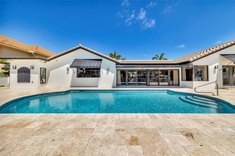 Casa en venta en Fort Lauderdale, Florida, 4 dormitorios, 314.75 m2 № 2182998 - foto 18