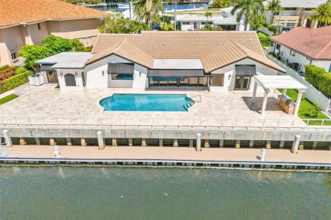 Casa en venta en Fort Lauderdale, Florida, 4 dormitorios, 314.75 m2 № 2182998 - foto 6