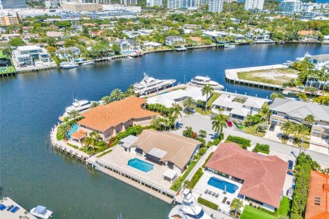 Casa en venta en Fort Lauderdale, Florida, 4 dormitorios, 314.75 m2 № 2182998 - foto 3