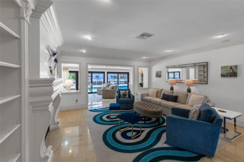 Casa en venta en Fort Lauderdale, Florida, 4 dormitorios, 314.75 m2 № 2182998 - foto 25